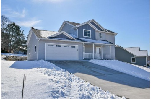 W8245 Bridle Path, Lake Mills, WI 53551