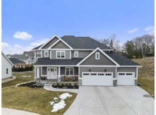 2319 Freshford Dr Waunakee, WI 53597