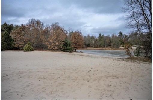 W8698 Lupine Ln, Camp Douglas, WI 54618