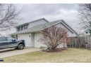 135 Glen Haven Ct, Oregon, WI 53575