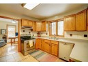 135 Glen Haven Ct, Oregon, WI 53575