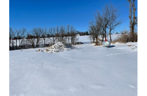 N1205 Woodman Rd, Monroe, WI 53566