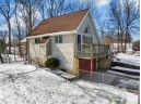 3061 Shadyside Dr, Stoughton, WI 53589