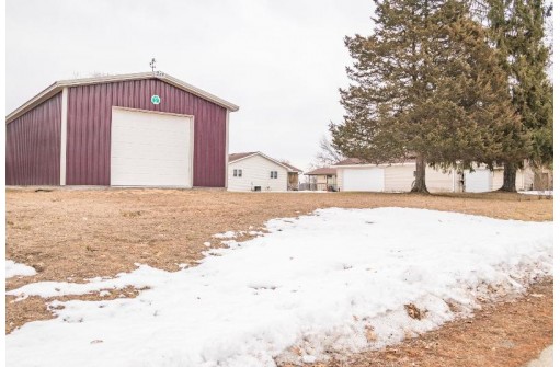 W394 Riverview Dr, Montello, WI 53949