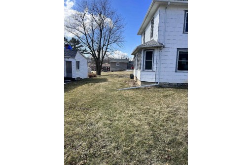 459 S Jefferson St, Lancaster, WI 53813