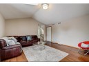 17 Holt Pl, Madison, WI 53719