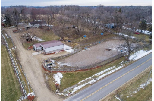 3857 W Jargo Rd, Deerfield, WI 53531