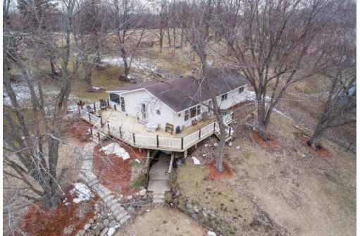 3857 W Jargo Rd, Deerfield, WI 53531