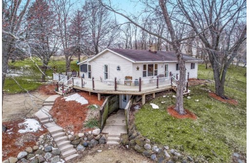 3857 W Jargo Rd, Deerfield, WI 53531