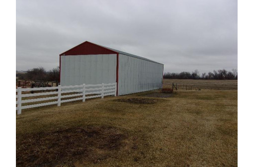 11244 Settlement Rd, Cassville, WI 53806-0000