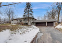 W8352 Crawford Rd, Portage, WI 53901