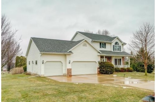 3180 Conservancy Estates Ln, Sun Prairie, WI 53590