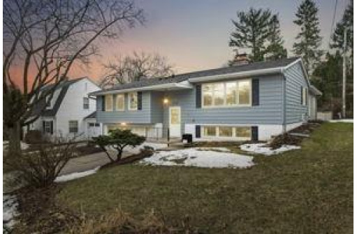 3713 Odana Rd, Madison, WI 53711