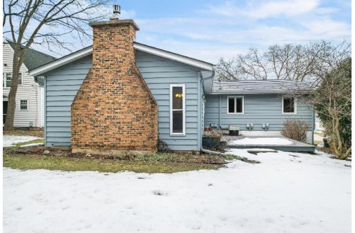 3713 Odana Rd, Madison, WI 53711