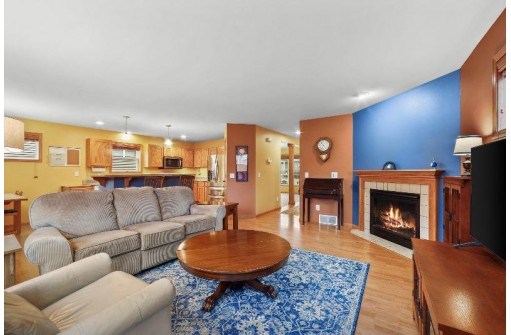 709 Copernicus Way, Madison, WI 53718