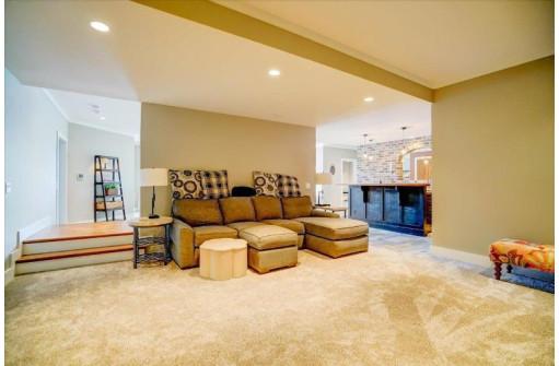 3097 Saddle Brooke Tr, Sun Prairie, WI 53590