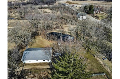 608 Albion Rd, Edgerton, WI 53534