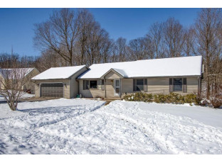 S5587 Glacier Dr Baraboo, WI 53913