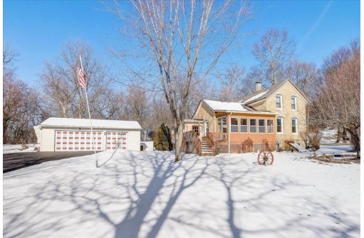 N6281 Jefferson Rd, Johnson Creek, WI 53038