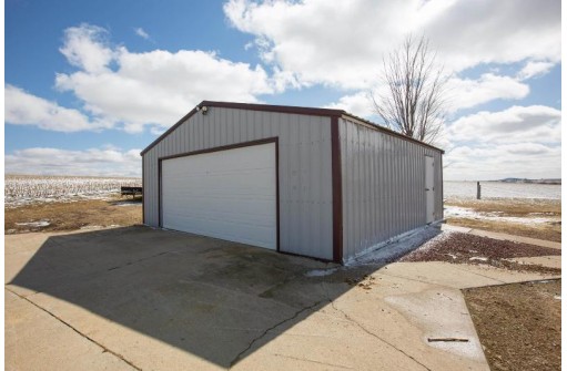 1115 Model Rd, Cuba City, WI 53807