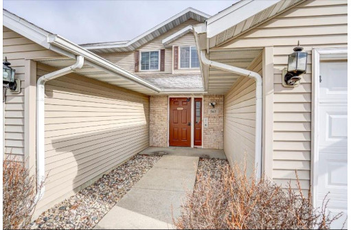 567 Kelvington Dr 4, Sun Prairie, WI 53590