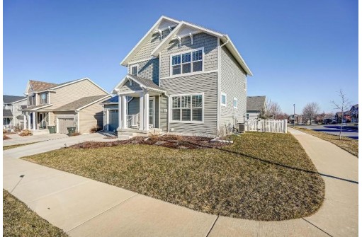 2654 Golden Wing Ct, Sun Prairie, WI 53590