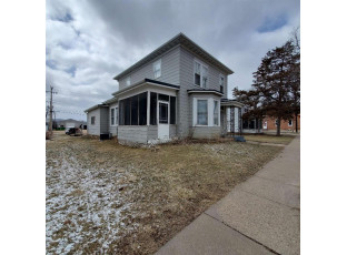 306 Amelia St Cassville, WI 53806