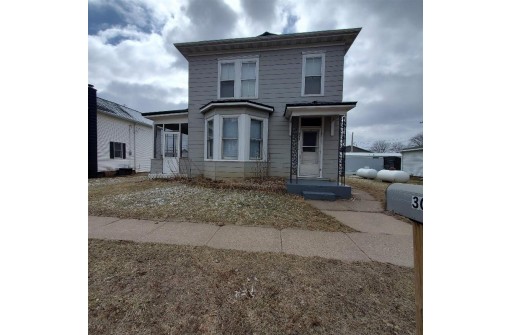 306 Amelia St, Cassville, WI 53806