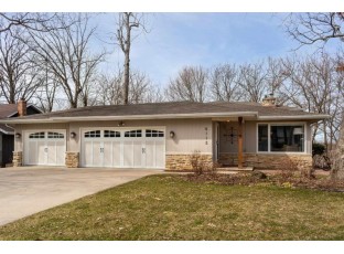 5112 N Autumn Ln McFarland, WI 53558