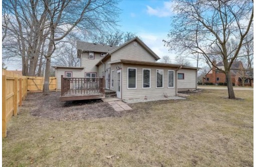 1 W Madison Ave, Milton, WI 53563