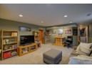 510 Reid Dr, Mount Horeb, WI 53572