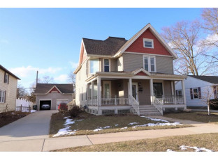 523 E Conant St Portage, WI 53901