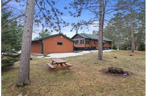 100 W Kingsbury Dr, Necedah, WI 54646