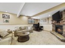 6713 Village Park Dr, Madison, WI 53718