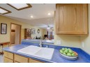 2 Maple Wood Ln 23, Madison, WI 53704