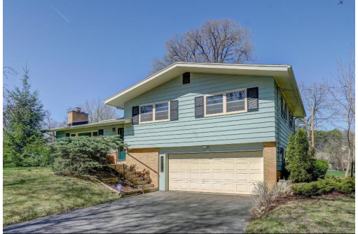 6002 Hempstead Rd, Madison, WI 53711