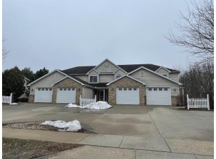 5631 Osborn Dr McFarland, WI 53558