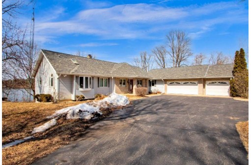 1363 Hwy 13, Friendship, WI 53934