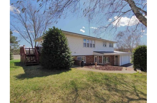 649 E Old Hwy 16, Wyocena, WI 53969