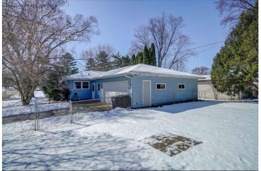 700 Harding St, Stoughton, WI 53589