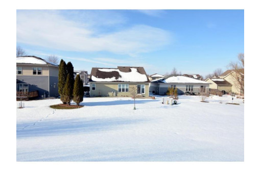 7323 Arctic Fox Dr, Madison, WI 53719