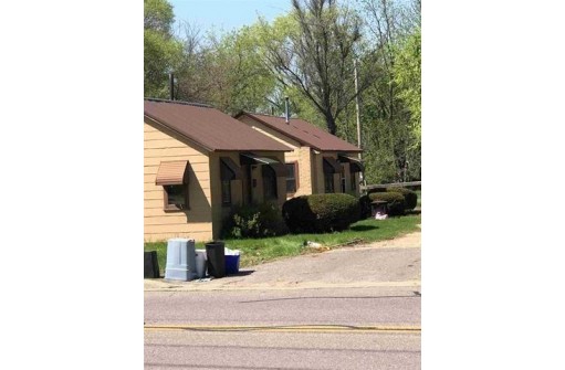 496 W State St, New Lisbon, WI 53950