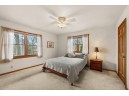 5301 N Autumn Ln, McFarland, WI 53558