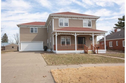 550 S Adams St, Lancaster, WI 53813