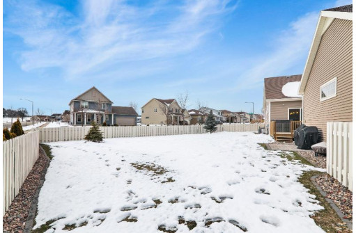 6134 Arrowpoint Way, McFarland, WI 53558