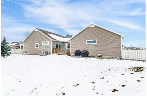 6134 Arrowpoint Way, McFarland, WI 53558