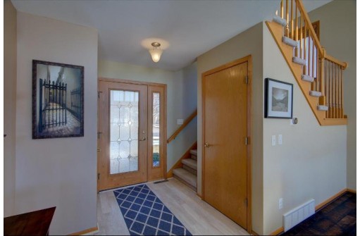 7009 Rockstream Dr, Madison, WI 53719