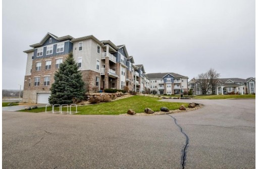 3848 Maple Grove Dr 313, Madison, WI 53719