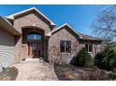 3121 Castleton Crossing, Sun Prairie, WI 53590