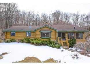 4621 Beaver Dam Rd West Bend, WI 53090